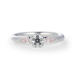 フェスタリアの婚約指輪