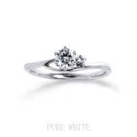 PURE WHITE（ピュアホワイト）の婚約指輪_FW15
