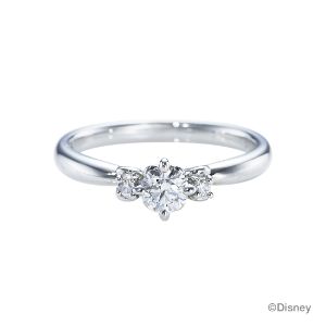 サマンサティアラの婚約指輪