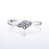 銀座ダイヤモンドシライシの婚約指輪_Shining Flow（シャイニングフロー）