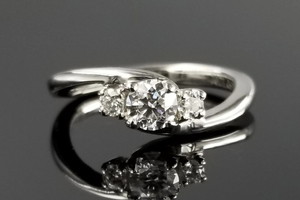 TANZOの婚約指輪